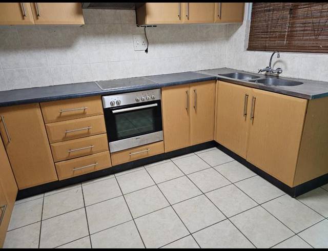 3 BEDROOM DUPLEX FOR SALE IN MEER EN SEE